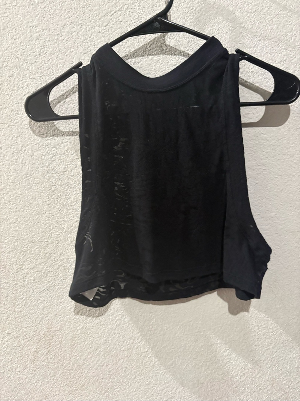 Lululemon Crop Tank Top - Women's